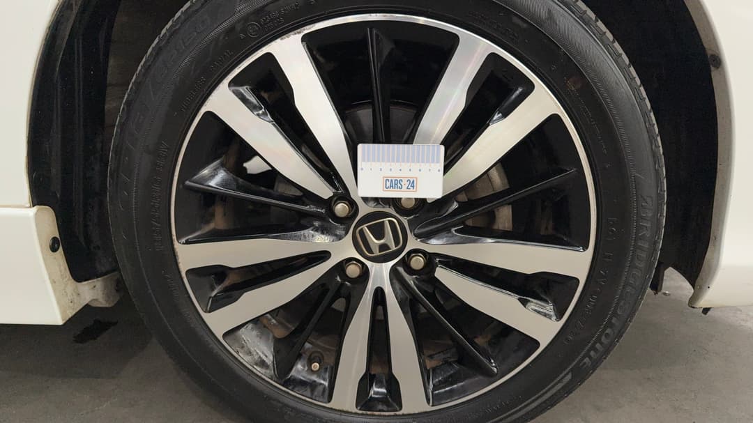 2020 Honda Jazz Vti-s, Automatic, 56984 km, Wheels Rim Front LHS Gutter Rash