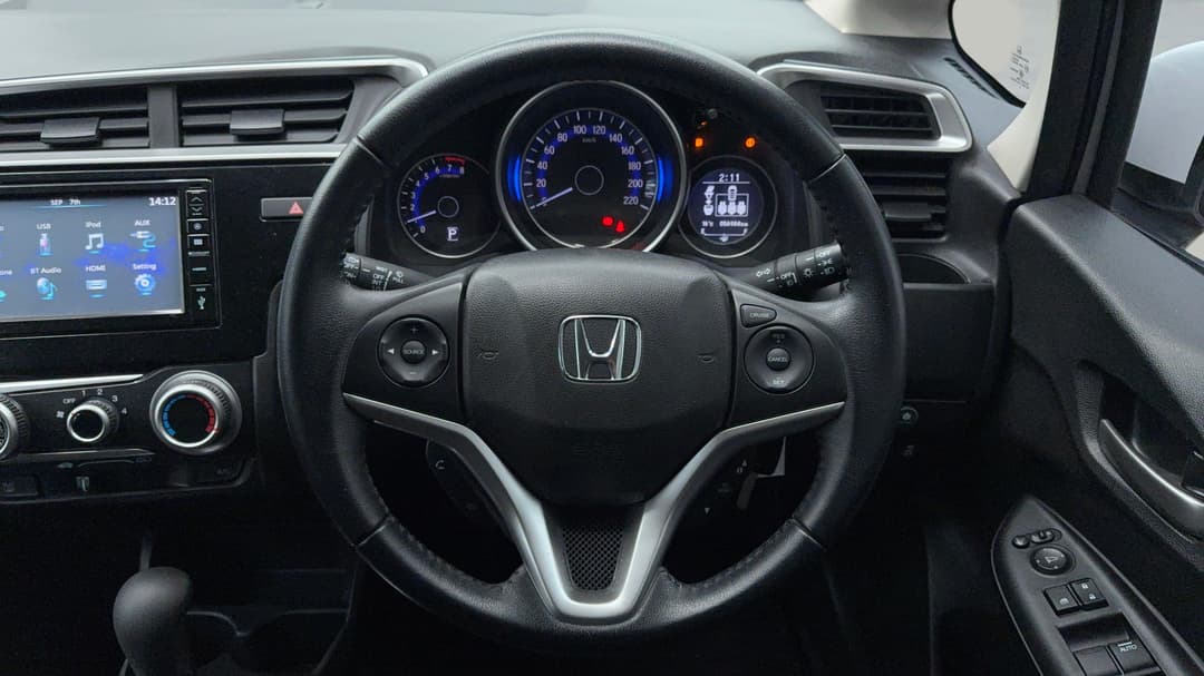 2020 Honda Jazz Vti-s, Automatic, 56984 km, Steering Wheel Close-up