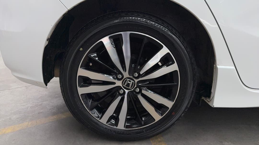 2020 Honda Jazz Vti-s, Automatic, 56984 km, Right Rear Wheel