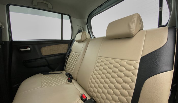 2017 Maruti Wagon R 1.0 VXI, Petrol, Manual, 57,580 km, Right Side Rear Door Cabin