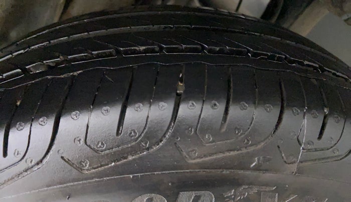2015 Honda City SV MT PETROL, Petrol, Manual, 49,539 km, Left Rear Tyre Tread