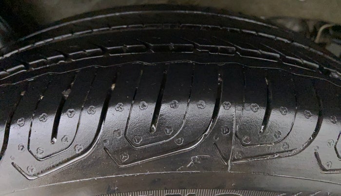 2015 Honda City SV MT PETROL, Petrol, Manual, 49,539 km, Left Front Tyre Tread