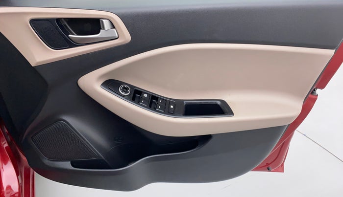 2019 Hyundai Elite i20 1.2 MAGNA PLUS VTVT, Petrol, Manual, 22,535 km, Driver Side Door Panels Control