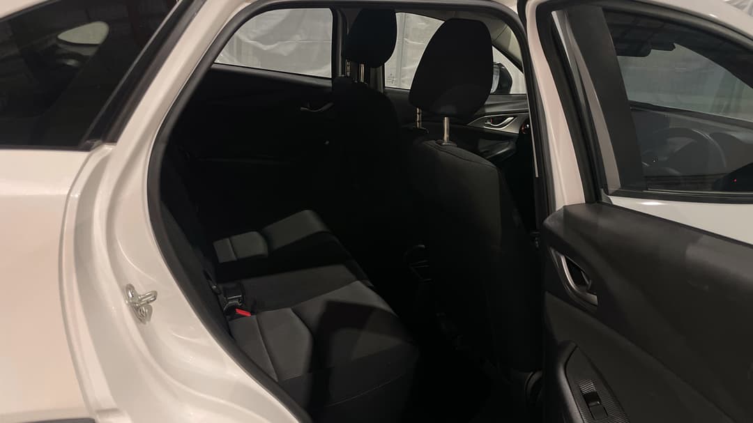 2017 Mazda CX-3 Maxx (FWD), Automatic, 101728 km, Right Side Rear Door Cabin View