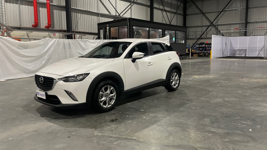 2017 Mazda CX-3 Maxx (FWD), Automatic, 101728 km, Left Front Diagonal (45- Degree) View