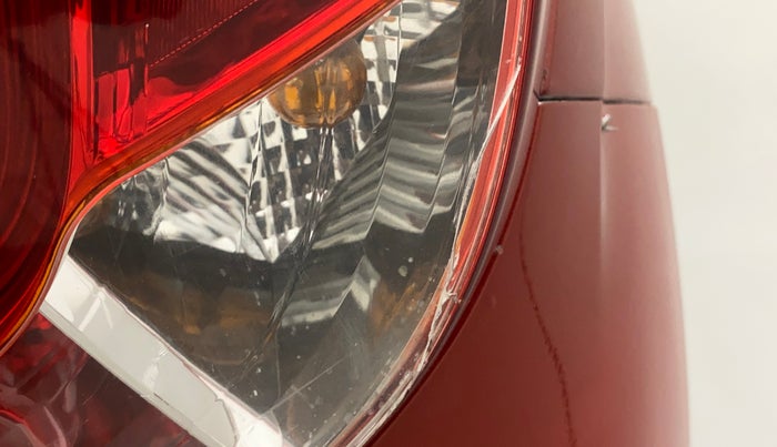 2012 Hyundai i20 SPORTZ 1.2, Petrol, Manual, 1,14,774 km, Right tail light - Minor damage