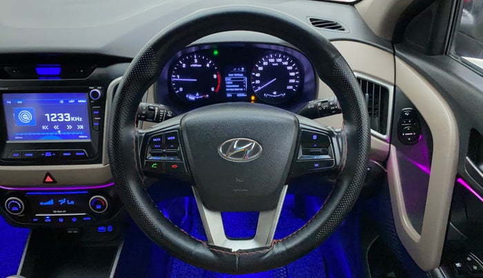 2015 Hyundai Creta 1.6 SX (O) CRDI, Diesel, Manual, 63,328 km, Steering Wheel Close Up