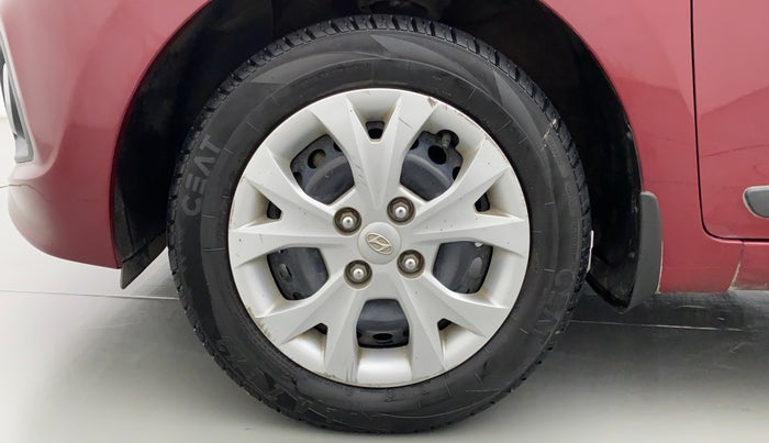 2016 Hyundai Grand i10 SPORTZ 1.2 KAPPA VTVT, Petrol, Manual, 34,351 km, Left Front Wheel
