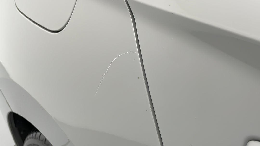 Quarter Panel Rear RHS Scratch