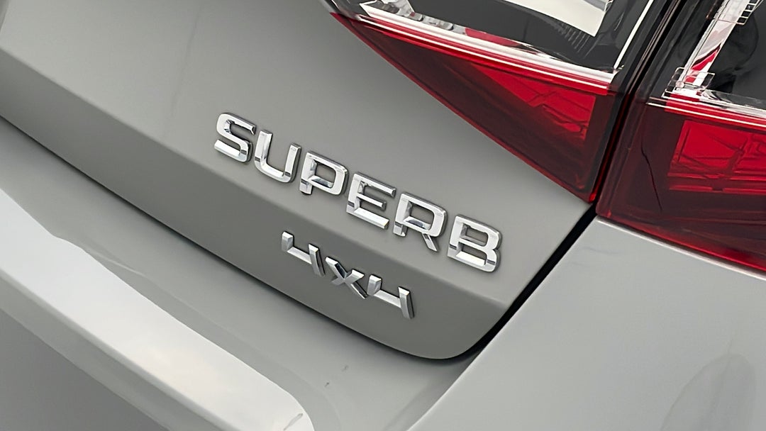 Badge (Boot Right Side)