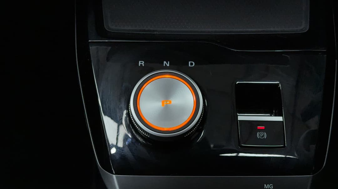 2023 MG Mg4 Essence 64, Automatic, 24015 km, Gear Lever 