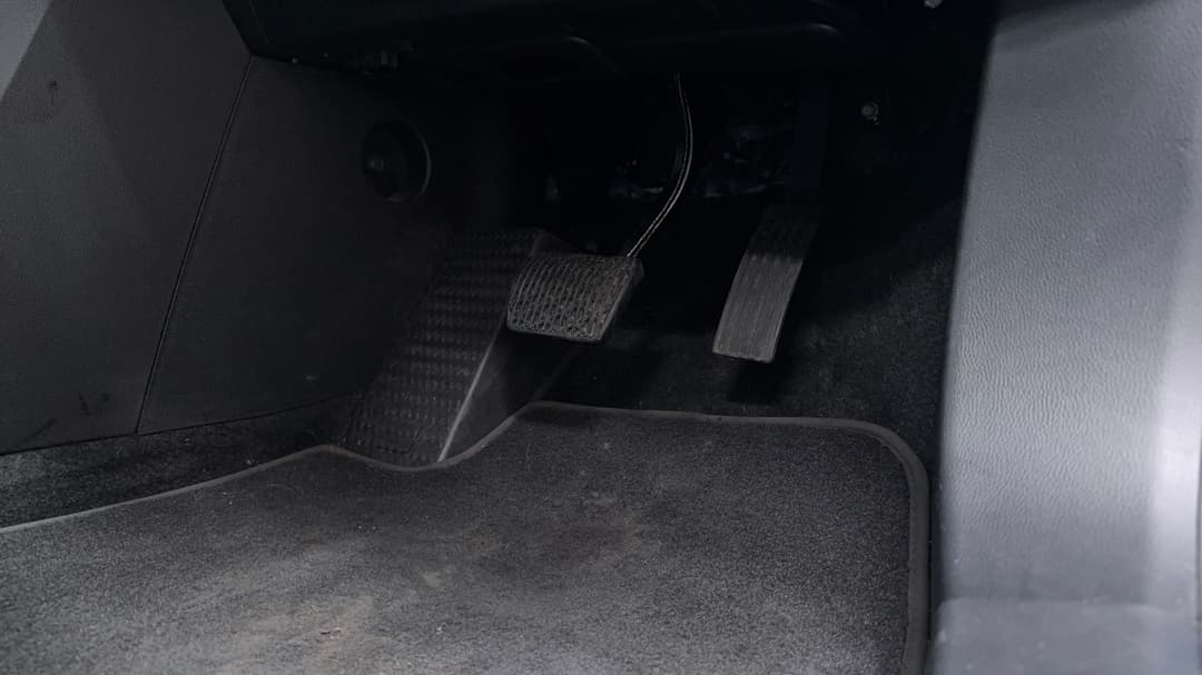 2023 MG Mg4 Essence 64, Automatic, 24015 km, Pedals and Footmat