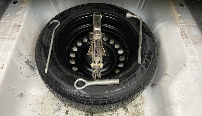 2015 Honda City V MT DIESEL, Diesel, Manual, 1,95,504 km, Spare Tyre