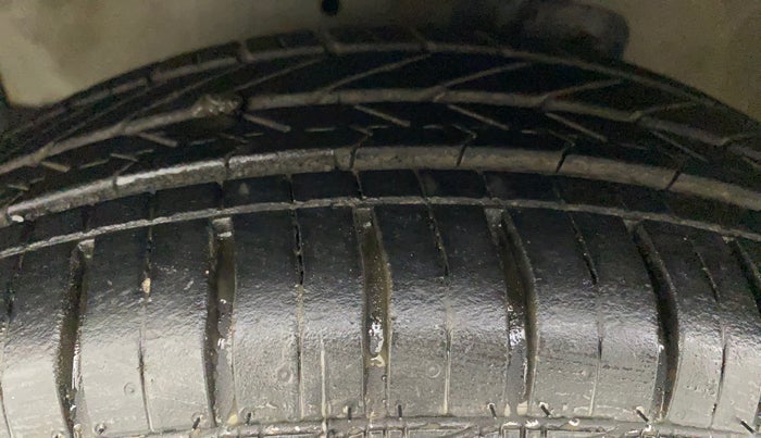 2019 Maruti Celerio ZXI AMT, Petrol, Automatic, 21,135 km, Left Front Tyre Tread