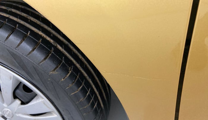 2015 Datsun Go Plus T, Petrol, Manual, 36,611 km, Left fender - Minor scratches