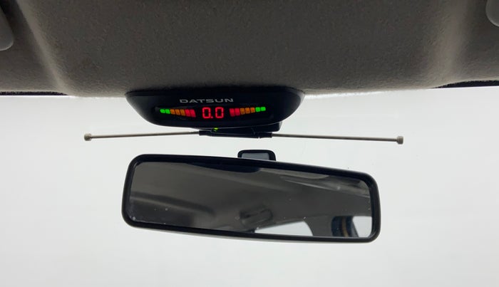 2015 Datsun Go Plus T, Petrol, Manual, 36,611 km, Infotainment system - Parking sensor not working