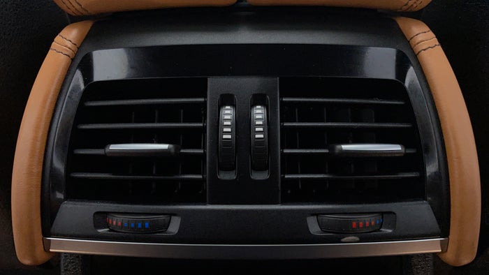 BMW X6-Rear AC Vents