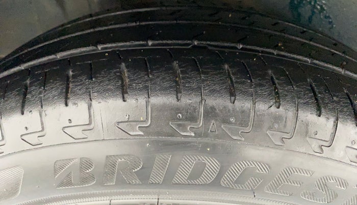 2017 Maruti IGNIS DELTA 1.2 K12, Petrol, Manual, 12,511 km, Right Rear Tyre Tread
