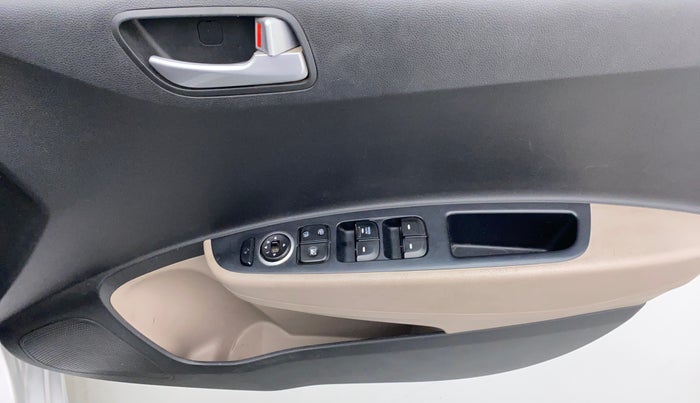 2016 Hyundai Grand i10 SPORTZ 1.2 KAPPA VTVT, Petrol, Manual, 71,464 km, Driver Side Door Panels Control