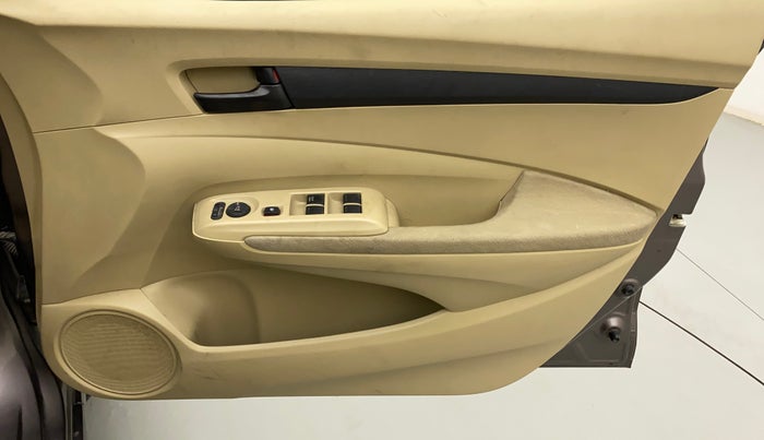 2011 Honda City 1.5L I-VTEC S MT, Petrol, Manual, 56,711 km, Driver Side Door Panels Control