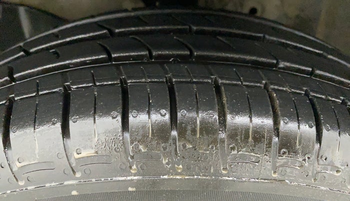 2014 Honda Brio 1.2 VX MT I VTEC, Petrol, Manual, 82,692 km, Left Front Tyre Tread