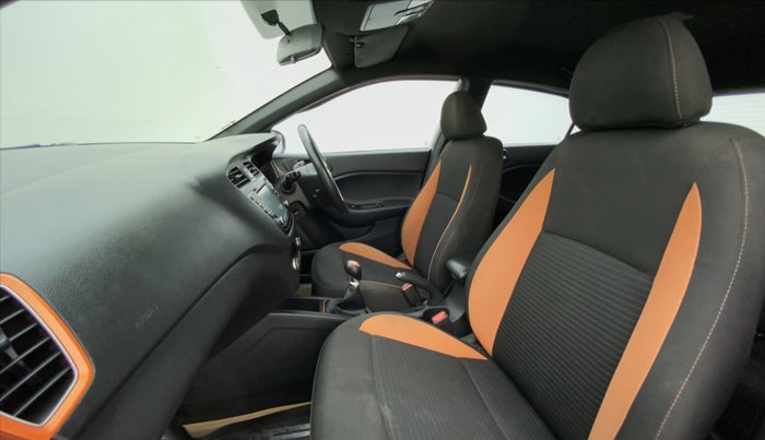 2016 Hyundai i20 Active 1.2 SX, Petrol, Manual, 92,814 km, Right Side Front Door Cabin