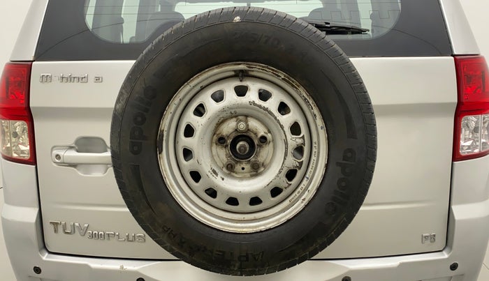 2018 Mahindra TUV 300 PLUS P8, Diesel, Manual, 94,276 km, Spare Tyre