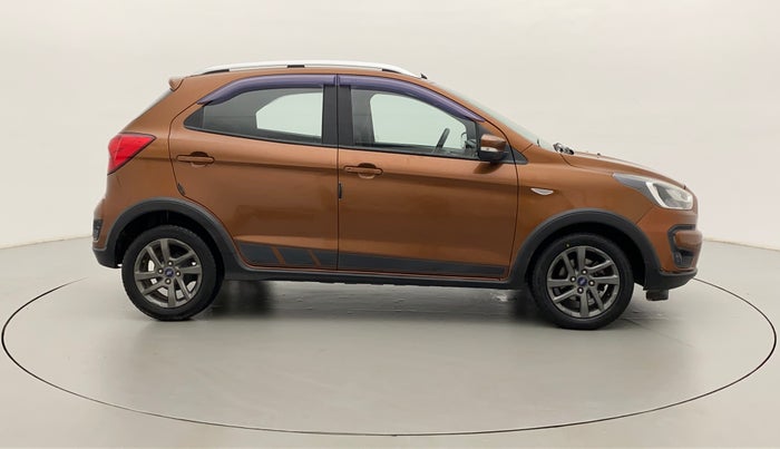 2018 Ford FREESTYLE TITANIUM PLUS 1.5 DIESEL, Diesel, Manual, 38,882 km, Right Side View