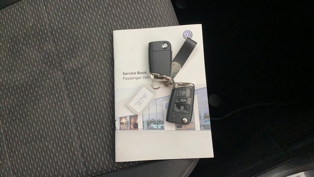 2019 Volkswagen Tiguan Allspace 132 Tsi Comfortline, Automatic, 64939 km, Key Close-up