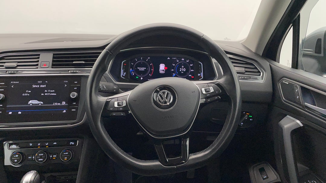 2019 Volkswagen Tiguan Allspace 132 Tsi Comfortline, Automatic, 64939 km, Steering Wheel Close-up