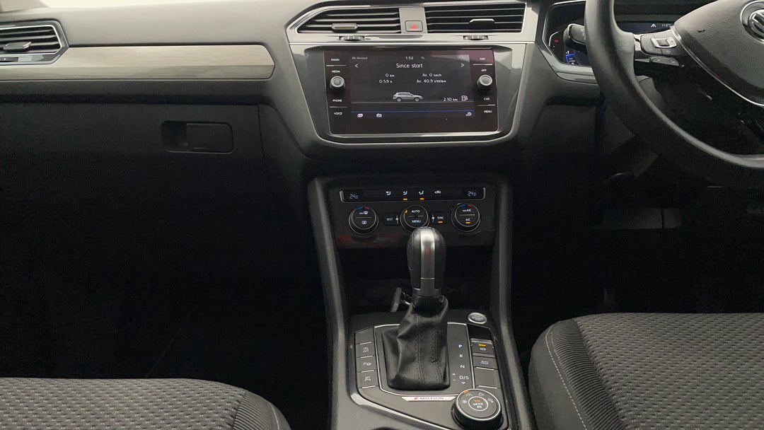 2019 Volkswagen Tiguan Allspace 132 Tsi Comfortline, Automatic, 64939 km, Center Console