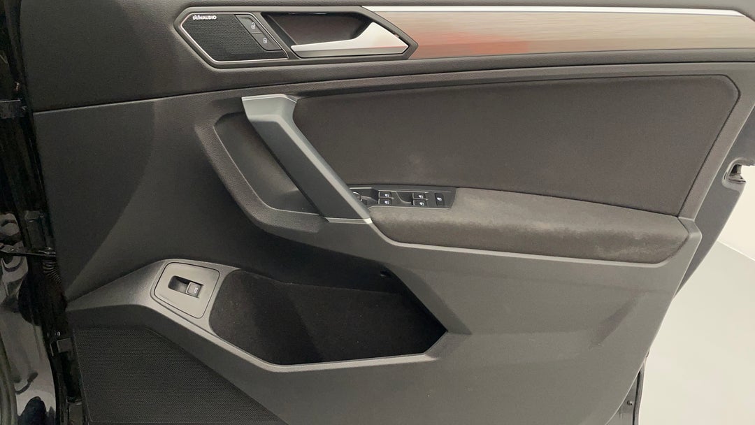 2019 Volkswagen Tiguan Allspace 132 Tsi Comfortline, Automatic, 64939 km, Speaker View