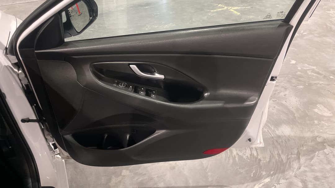 2020 Hyundai i30 Go, Automatic, 44170 km, Speaker View