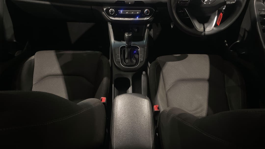 2020 Hyundai i30 Go, Automatic, 44170 km, Center Console