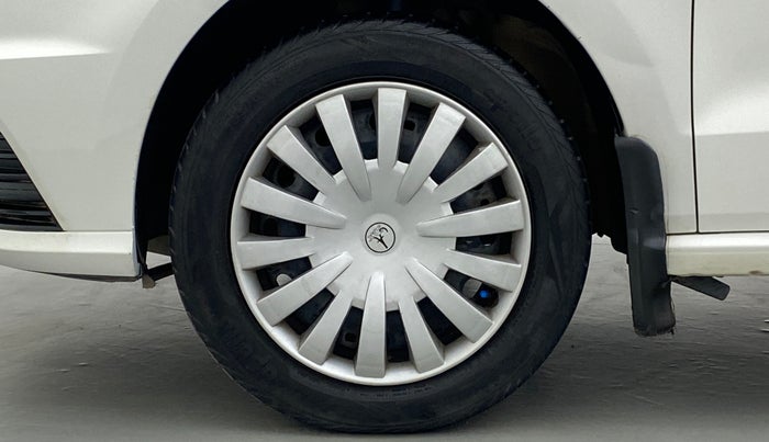2018 Volkswagen Ameo COMFORTLINE 1.0, Petrol, Manual, 28,430 km, Left Front Wheel