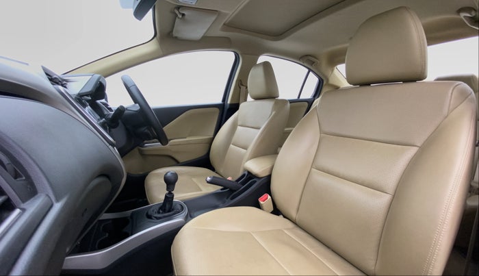 2017 Honda City VX MT PETROL, Petrol, Manual, 46,490 km, Right Side Front Door Cabin