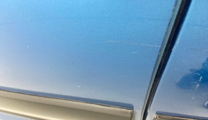 2017 Maruti IGNIS DELTA 1.2 AMT, Petrol, Automatic, 99,815 km, Front passenger door - Minor scratches