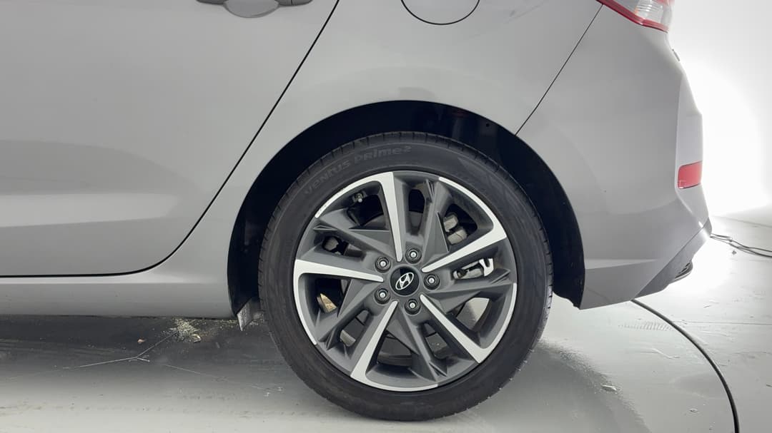 2023 Hyundai i30 Elite, Automatic, 17204 km, Left Rear Wheel