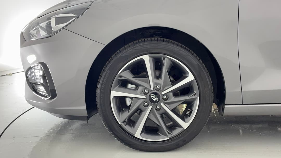 2023 Hyundai i30 Elite, Automatic, 17204 km, Left Front Wheel