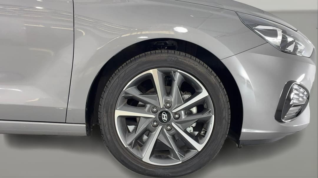 2023 Hyundai i30 Elite, Automatic, 17204 km, Right Front Wheel