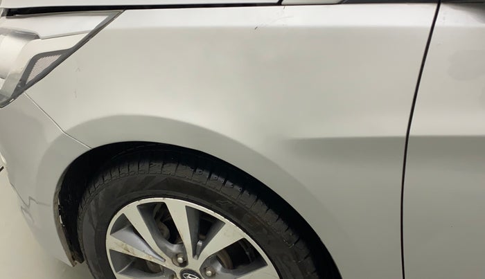 2016 Hyundai Verna FLUIDIC 4S 1.6 VTVT SX, Petrol, Manual, 50,206 km, Left fender - Minor scratches