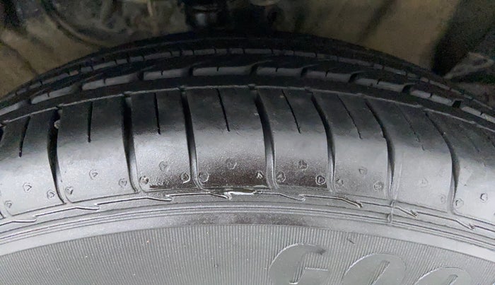 2019 KIA SELTOS GTK 1.4 PETROL, Petrol, Manual, 56,606 km, Right Front Tyre Tread