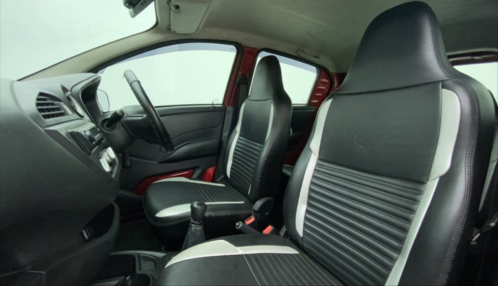 2018 Datsun Redi Go A, Petrol, Manual, 43,413 km, Right Side Front Door Cabin