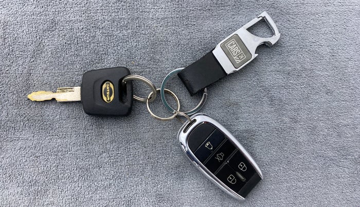2018 Datsun Redi Go A, Petrol, Manual, 43,413 km, Key Close Up