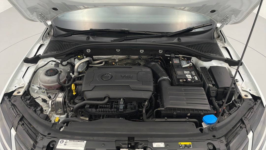 Open Bonnet (Engine)