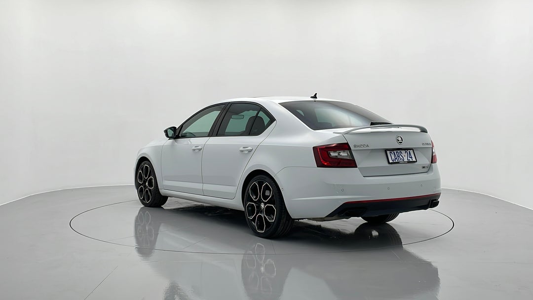 Left Back Diagonal (45- Degree) View