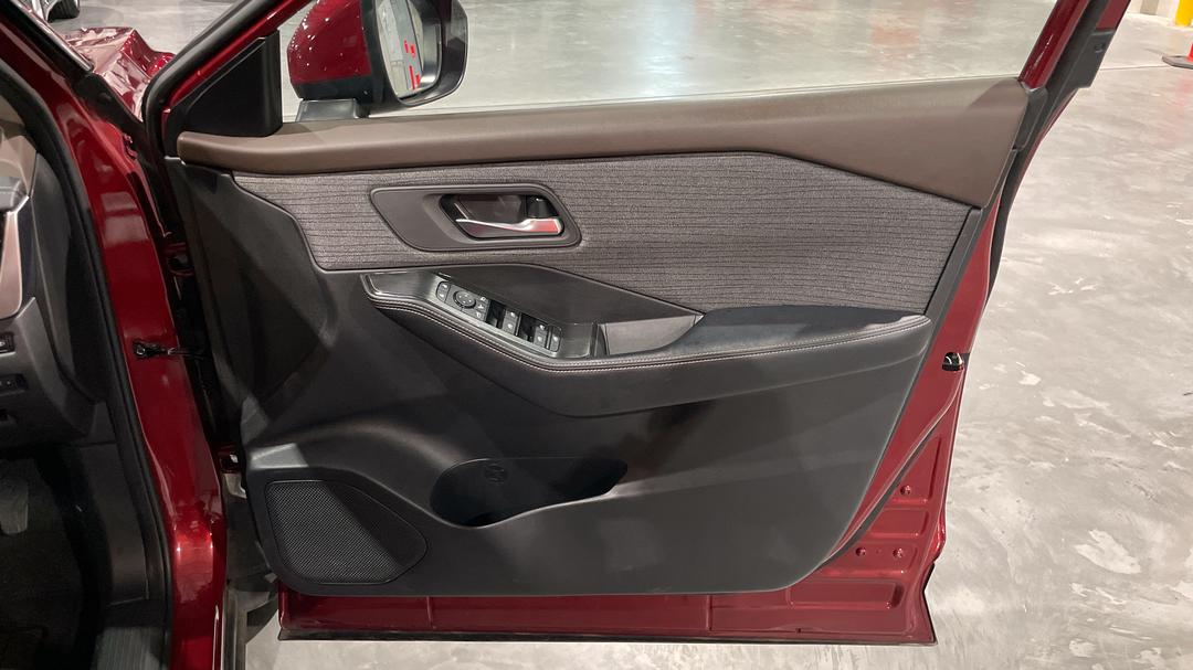 2024 Nissan X-trail St (4WD), Automatic, 39682 km, Speaker View