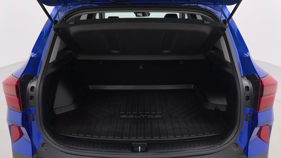 2021 Kia Seltos Sport+ (fwd), Automatic, 16994 km, Boot Inside View