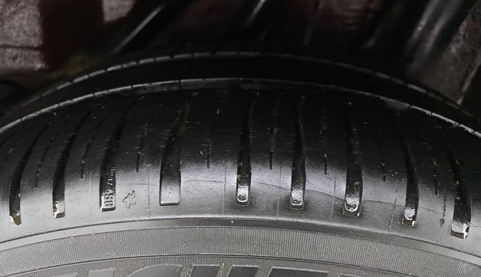 2016 Honda Amaze 1.5L I-DTEC SX, Diesel, Manual, 90,482 km, Left Rear Tyre Tread