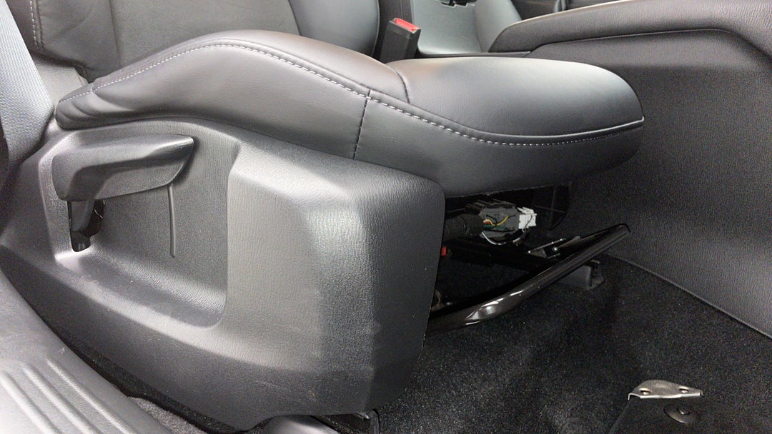 2020 Mazda CX-5 Touring (4x4), Automatic, 47447 km, Drivers Side Adjustment Panel